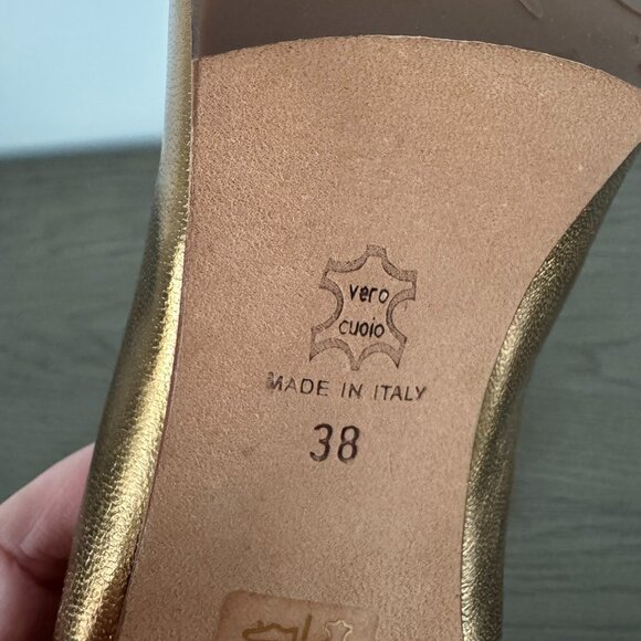 TARYN ROSE Gold Leather Peep Toe Pumps - Size 8 (38) - Picture 8 of 8